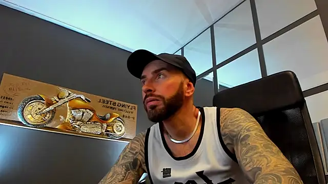 AronGrant's cam snapshot