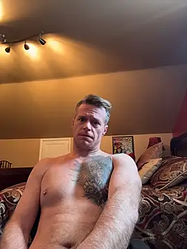 DILFiGuess1's cam snapshot