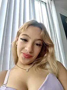 Mayajhons's cam snapshot