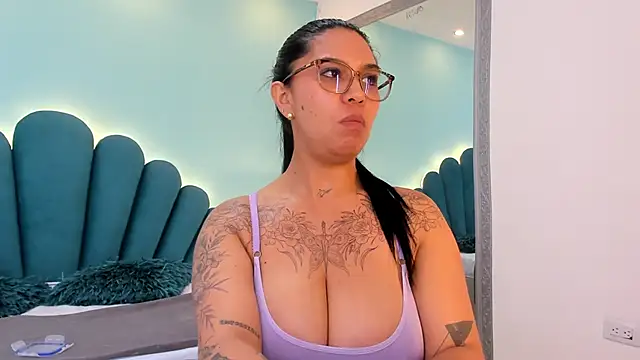 sharlott18's cam snapshot