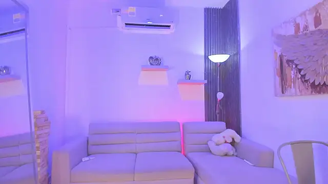 TAHIELA_'s cam snapshot