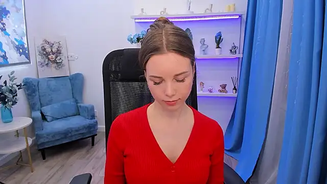 MileyWings's cam snapshot