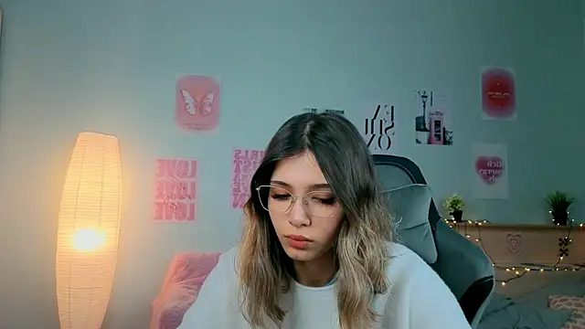 dinnerwithflowers's cam snapshot