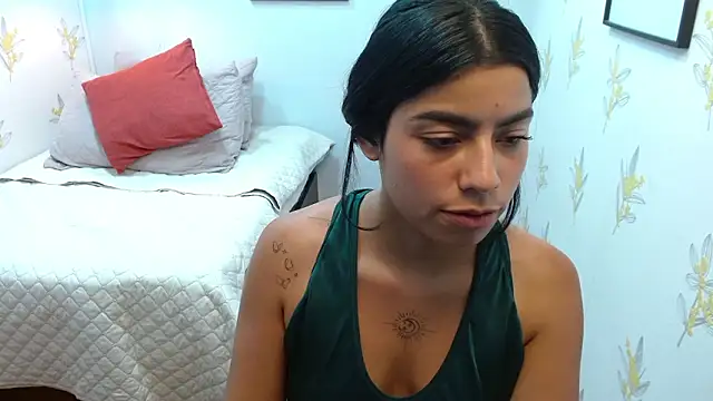 Laia_white's cam snapshot