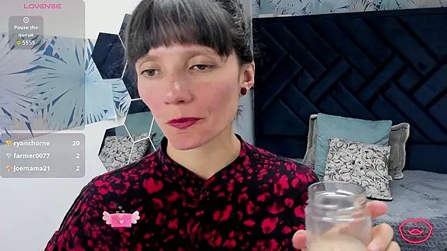 Valery_More__'s cam snapshot