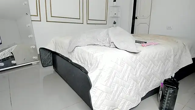 daviana_hill's cam snapshot