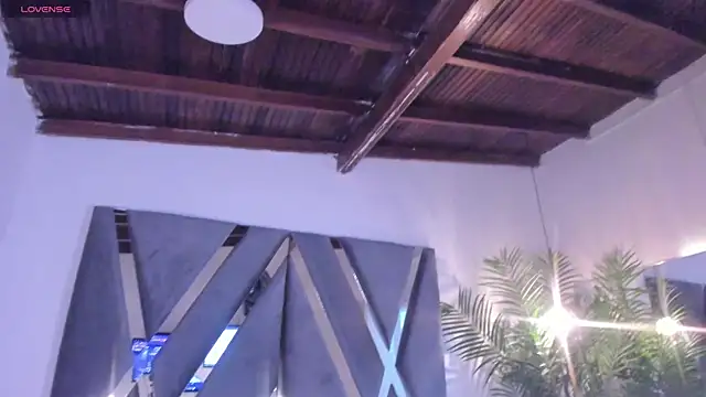 alessandra_wells's cam snapshot