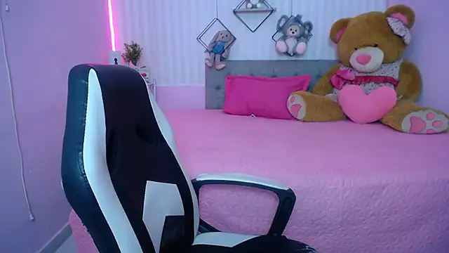 cum_bigass's cam snapshot