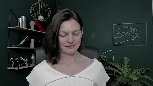 VivianWILD's cam snapshot