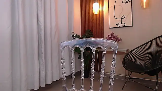 _Olivia_Fox_'s cam snapshot