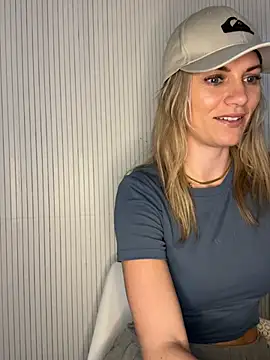 Milla__one's cam snapshot