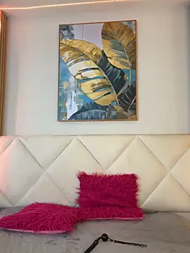 Mila_Hank_'s cam snapshot