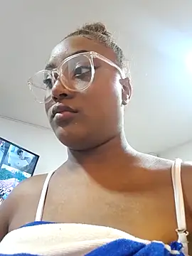 Adelehottman's cam snapshot