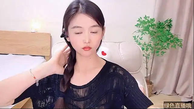 Coco-Sweetie live sex cam