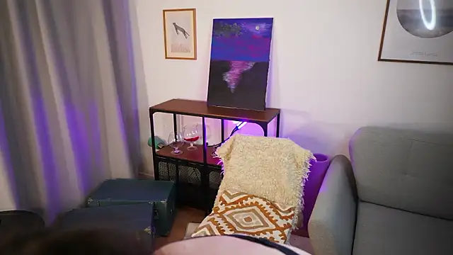 KatiePuig's cam snapshot