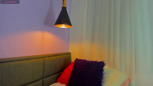 lanablacke_'s cam snapshot