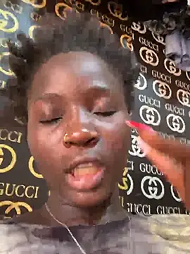 TheaWren's cam snapshot