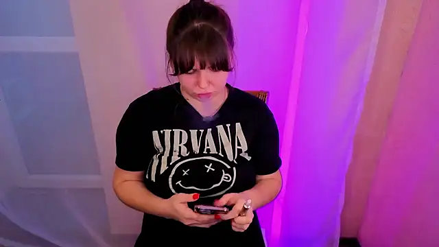 Cutie_Curvy's cam snapshot