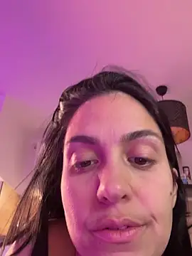 LaPetiteKim live sex cam