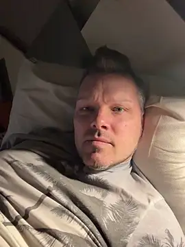 Bastilein1985 live sex cam