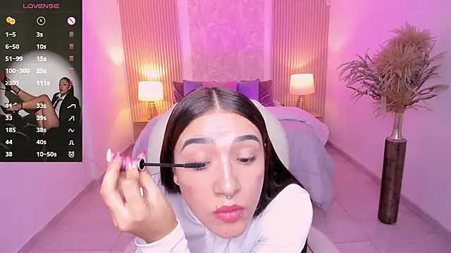 Antonella_Grayy's cam snapshot