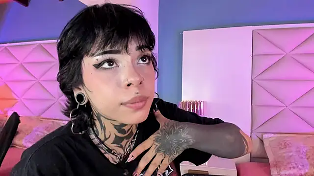 misstomie_'s cam snapshot