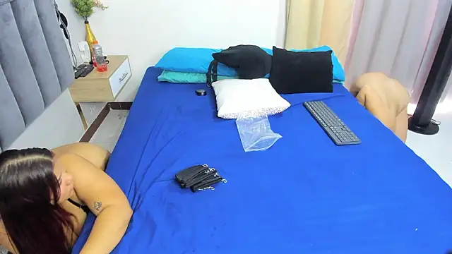 Caroliine_Torres's cam snapshot