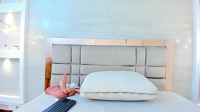 chloe_murray's cam snapshot