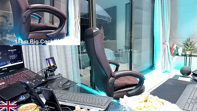 OnlineBossUK live sex cam