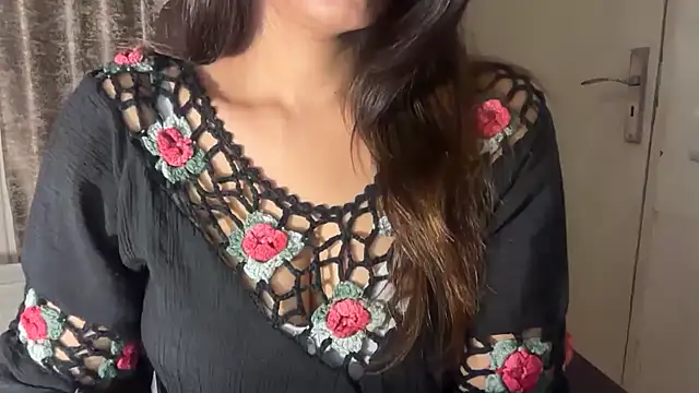 Cupid_of_Hearts's cam snapshot