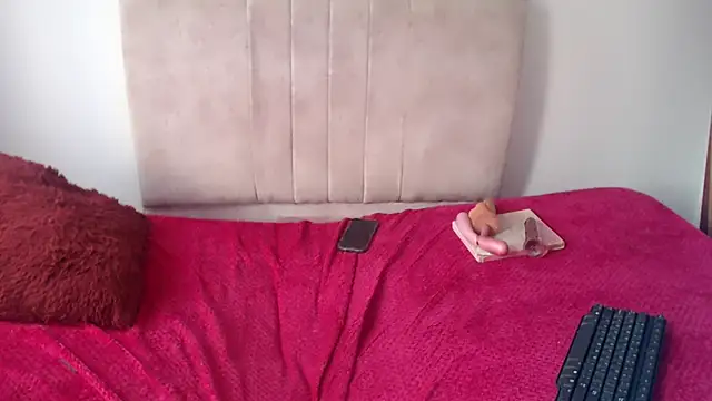gatitaa777 live sex cam