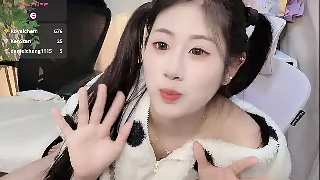 Yvonne-07 live sex cam