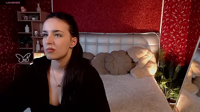 AuroraAksnesss live sex cam