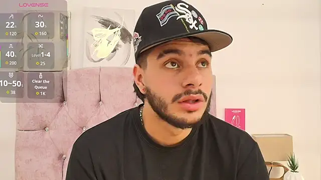 Amadeo_Wild live sex cam