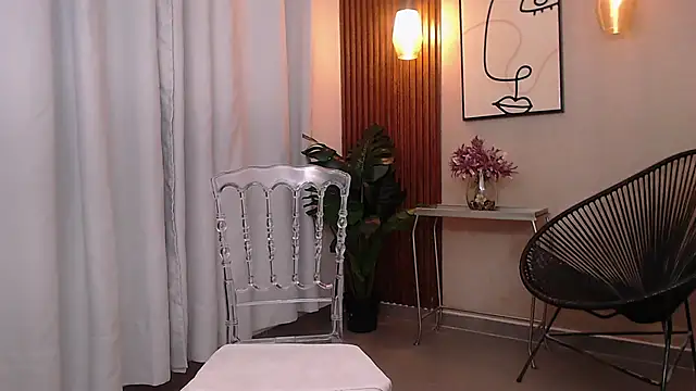 _Olivia_Fox_'s cam snapshot