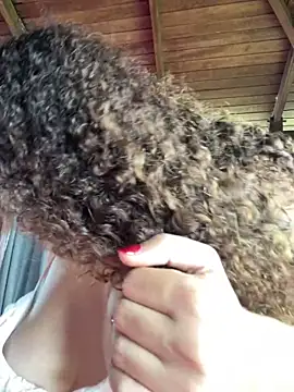 Rati_Curly's cam snapshot