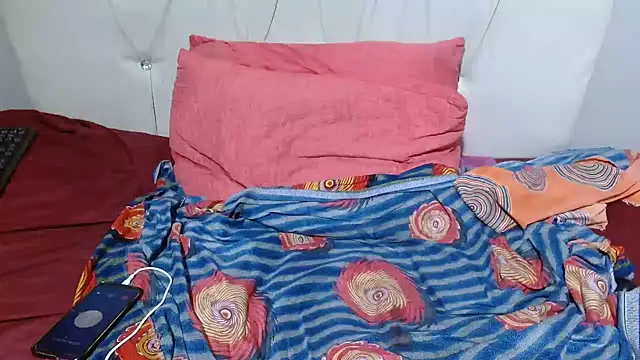 AuntyBigMadam87's cam snapshot