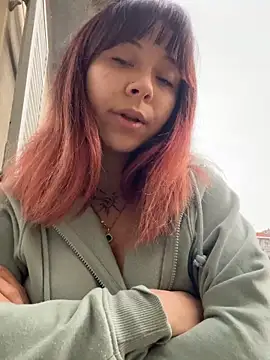 YumiLux's cam snapshot