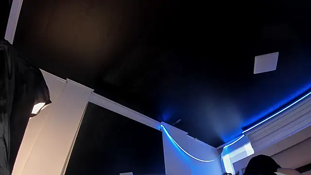 chrystal_js's cam snapshot