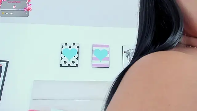 JoslinEvans live sex cam