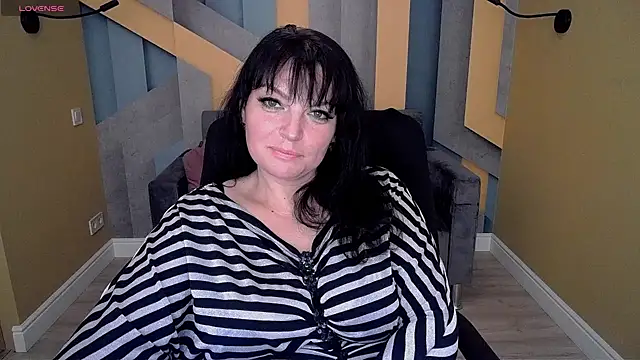 Victoria_booth's cam snapshot