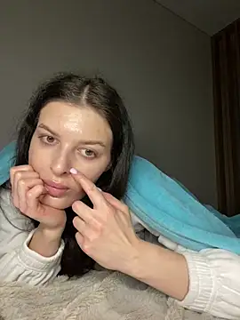 little_belucci's cam snapshot