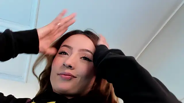 danielamilles's cam snapshot