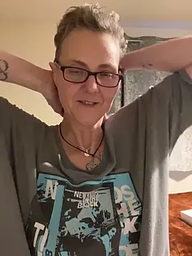 Curvy-Jinx's cam snapshot