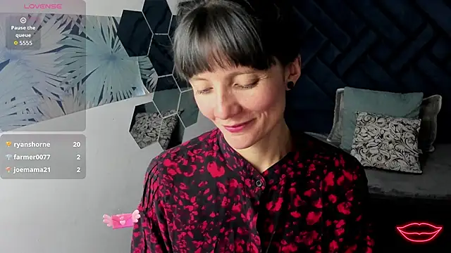 Valery_More__'s cam snapshot