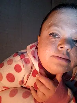 Janiffer_MiMi's cam snapshot