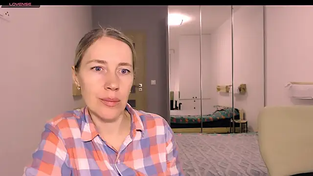 Javelinka's cam snapshot