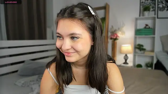 FunnyyMonkeyy's cam snapshot