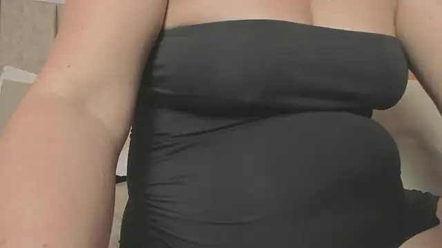 Paula_And's cam snapshot