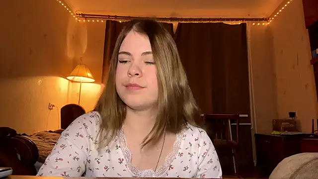 MaevAmy's cam snapshot